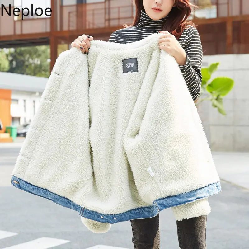 Women's Winter Denim Jacket with Fleece Lining